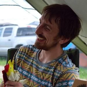 Meet your Posher, Logan